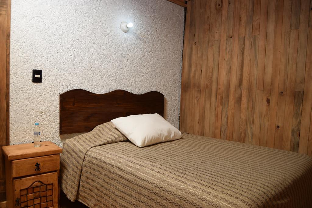 Campestre Daarlu Hotel Хуаучинанго Екстериор снимка